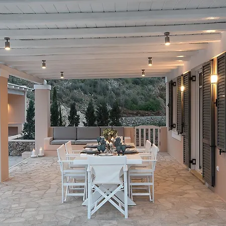 Villa Elegant Apolonas *